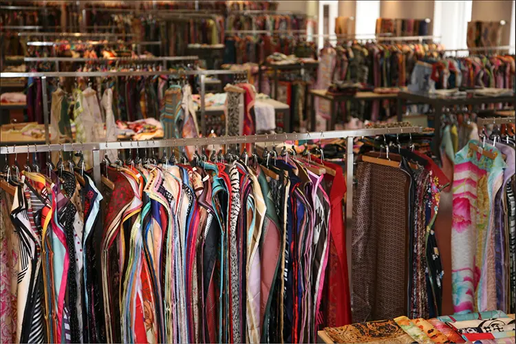 Silk manufacturing knowledge from a factory perspective