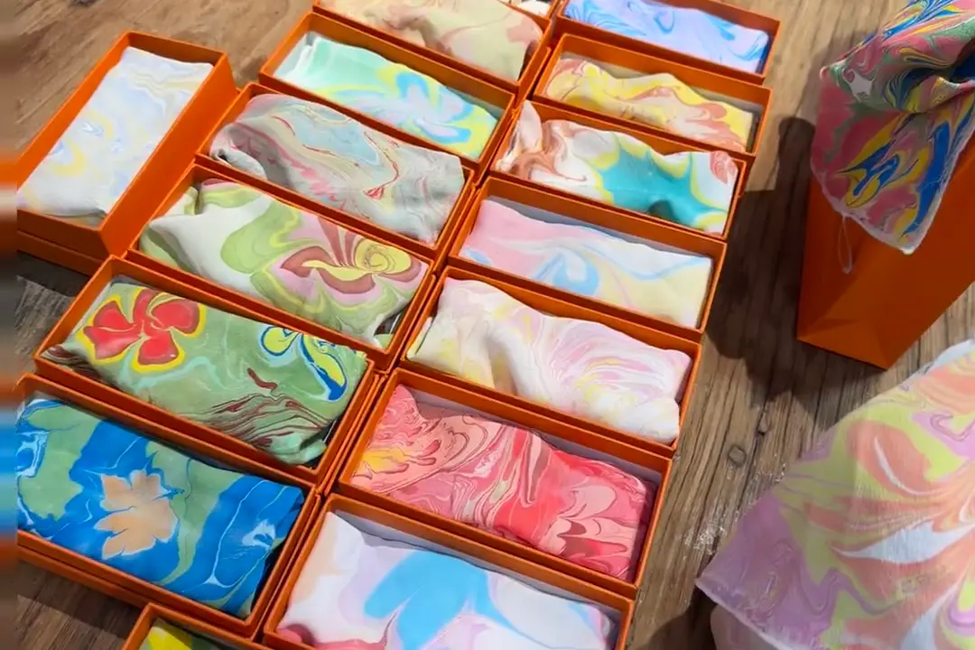 Custom silk sample packaging review with insert card