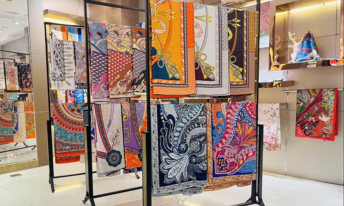 Shawl sample room photos