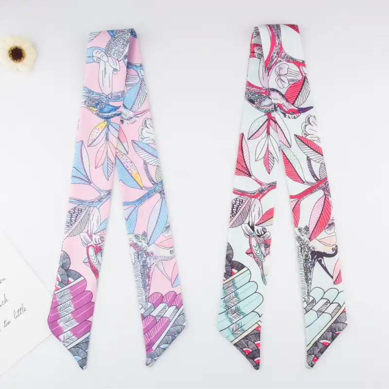 mulberry silk twilly fabric texture